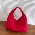 Bolso tote grande de lona roja con detalles de cordón y correa de hombro ancha de moda - Rojo
