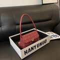 Sac sous l'aisselle en tweed rouge vintage avec fermoir doré et tissage métallisé - Rouge