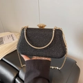 Elegante borsa da sera nera glitterata con catena dorata e manico in metallo - Nero
