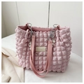 Roze geplooide shopper met parelketting en lederen schouderriem voor vrouwen - Roze