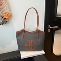 Grand sac cabas gris tissé avec poignées en cuir marron et logo circulaire - Noir