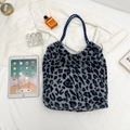 Bolso tote gris con estampado de leopardo en piel sintética y asas trenzadas trendy - Azul