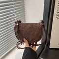 Sac bandoulière vintage à imprimé léopard, forme demi-lune avec bandoulière élégante - Marron