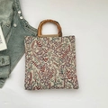 Sac fourre-tout floral vintage avec anses en bambou et imprimé tapisserie élégant - Fleur Violette