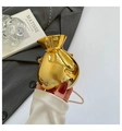 Pochette de soirée dorée brillante en forme de bourse avec fine chaîne à billes - Or Foncé