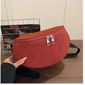 Sac banane rouge en nylon demi-lune avec double zip argenté et sangle réglable - Rouge Orangé