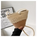 Mini bolso cubo de paja con cierre de perla y correa trenzada en diseño beige combinado - Beige y caqui