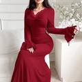 Abito in maglia rosso scuro con scollo a V, pizzo e maniche a campana a strati - S / Rosso