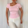 Rosa Rippstrick-T-Shirt mit asymmetrischem Ausschnitt und weißen Schleifen-Details - XS / Rosa