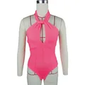 Détail d'un body dos nu rose avec décolleté en V profond et nœud torsadé sur le devant - S / Rose