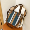 Bolso tote de lona con rayas retro en amarillo y azul y correa ajustable larga - Azul