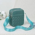 Bolso bandolera de nailon acolchado turquesa con bordado floral y tres cremalleras - Verde