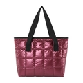 Gewatteerde magenta nylon draagtas met zwarte handvatten en metallic glanzende finish - Bordeauxrood