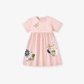 Abito rosa in cotone per bambine con ricami di fiori e coniglietti a maniche corte - 2Y / Rosa (S1828)