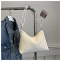 Borsa hobo bianca in pelle intrecciata con trama a scacchi e chiusura a zip - Bianco