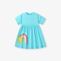Abito bambina in cotone azzurro con ricamo di arcobaleno e sole a maniche corte - 2Y(90cm) / Stile Ricamo Sole Arcobaleno Blu Chiaro (GS0045)