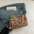 Borsa Boston a quadri in lana marrone e bianca con catena dorata e tracolla sottile - Quadretti Cachi