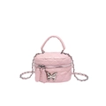 Rosafarbene gesteppte Box-Tasche mit Silberkette und Metall-Schmetterling - Rosa