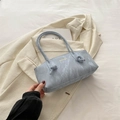 Hellblaue Shopper-Tasche mit Marmormuster und Knotendetail für modisches tägliches Pendeln - Blau