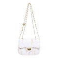 Bolso bandolera acolchado blanco con rayas pastel y elegante cadena de metal dorado - Blanco