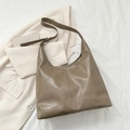 Grote shopper van vintage bruin kunstleer met verticale stiksels en brede riem - Khaki