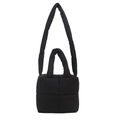 Borsa a tracolla trapuntata nera minimalista con manico morbido e cinghia a spalla - Nero