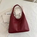 Minimalist burgundy faux leather hobo shoulder bag with vertical stitching for women - Red