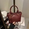 Bolso tote vintage de cuero rojo oscuro con asa de nudo y correa ajustable para mujer - Rojo