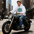 Sweat à capuche moto blanc avec imprimé LOVING BIKER sur un motard vintage - S / Blanc