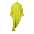 Detail van de mock-nek en ballonmouwen op een asymmetrische chiffon jurk in neongeel - S / Neon Geel