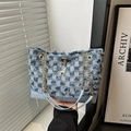 Fashionable denim tote bag with checkerboard pattern, frayed edges and deer pendant - Checkered Blue
