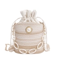 Bolso tipo cubo tejido a la moda con detalle de perla y cadena de resina en color beige - Blanco Roto