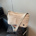 Sac à bandoulière léger en nylon beige multicouche avec large sangle textile réglable - Blanc