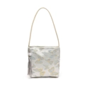 Sac seau en satin argenté avec broderie papillon bleue et détail de pompon décoratif - Bleu (Pendentif Inclus)