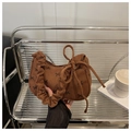 Braune Cord-Schultertasche mit schwarzem Schleifenmuster und gerafften Griffen für Damen - Braun