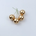 Juego de cuatro tallos de bayas artificiales doradas para arreglos florales navideños - Grande (1.5CM Dorado) / Dorado