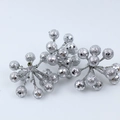 Macro di grappoli di bacche argentate glitterate per decorazioni natalizie e ghirlande - Argento