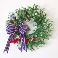 Ghirlanda patriottica con nastro bandiera USA e verde per decorazioni del 4 luglio - Bianco / 40CM