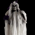 Decorazione sospesa sposa fantasma di Halloween con teschio e rosa viola su sfondo nero - Sposa Bianca