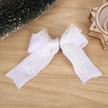 Elegante fiocco natalizio bianco in tessuto con pizzo su sfondo di legno festivo - 5CM Fiocco in Feltro e Pizzo Bianco / Bianco (5cm)