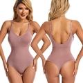 Nahtloser staubrosa Body Shaper mit verstellbaren Trägern und tiefem U-Ausschnitt - S / Altrosa