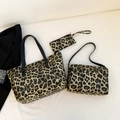 Conjunto de 3 bolsos con estampado de leopardo incluyendo tote, bandolera y bolso de mano - Combinación Leopardo Marrón / Leopardo Marrón