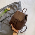 Dunkelbrauner Retro-Mini-Rucksack aus PU-Leder mit Klappe und Kordelzug für Damen - Braun