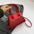 Petit sac carré rouge avec motif crocodile dégradé et bandoulière réglable chic - Rouge