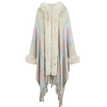 Beigefarbener gestreifter Strickponcho mit Kapuze, Kunstpelzbesatz und Quasten - Einheitsgröße / Aprikose