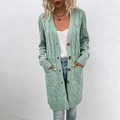 Gilet long en maille torsadée vert sauge avec boutons et poches pour femmes en automne - Bleu clair