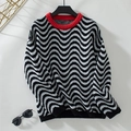 Jersey de punto para mujer con rayas chevron en blanco y negro y cuello redondo rojo - S / Negro