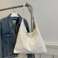 Minimalist large white tote bag with pleated texture and triangular fashion label - White