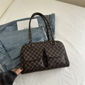 Borsa a spalla vintage marrone scuro con monogramma e due tasche frontali su tessuto - Marrone
