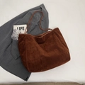 Borsa tote grande marrone scuro in scamosciato con spalline sottili e stile vintage - caffè